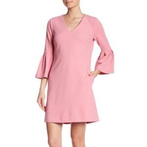 💗Donna Morgan Bell Sleeve Shift Dress💗
